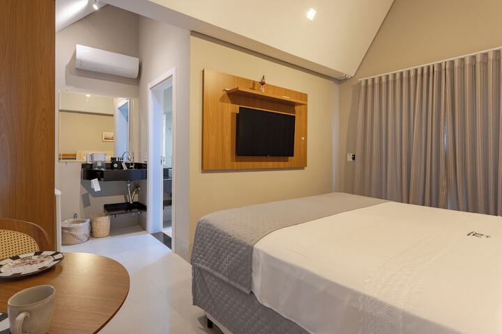 Room 16 of 218
