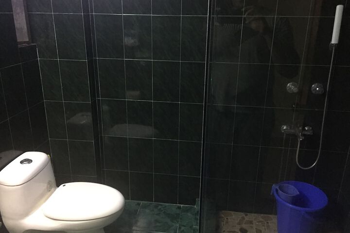 Room 10 of 10