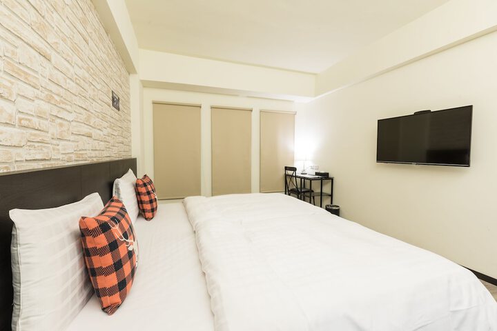 Room 22 of 61