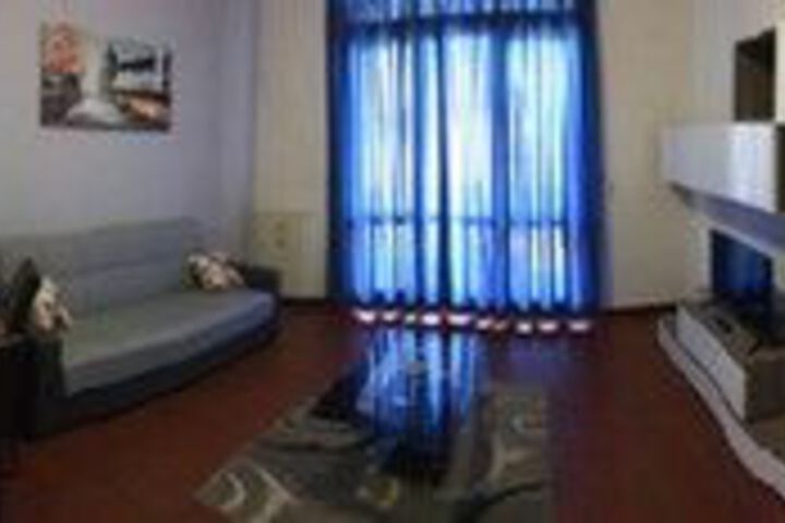 Room 413 of 499