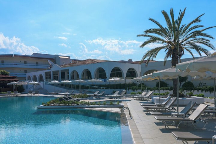 Pool 34 of 60