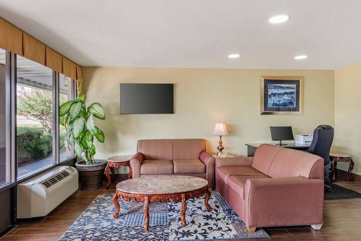 Hotel Interior 9 of 43