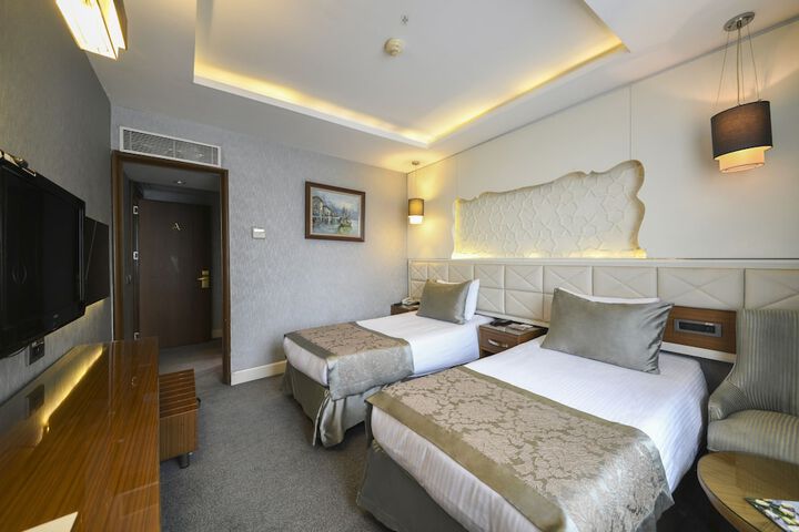 Room 21 of 110