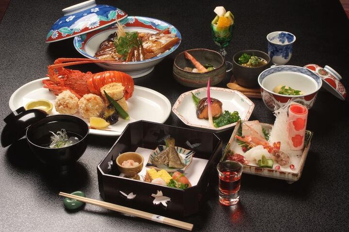 Dining Photos