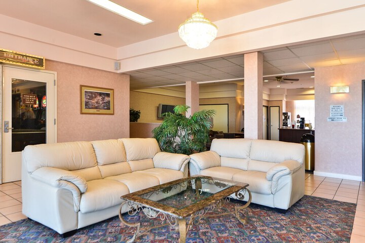 Hotel Interior 5 of 29