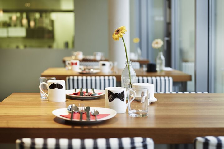 Cafe