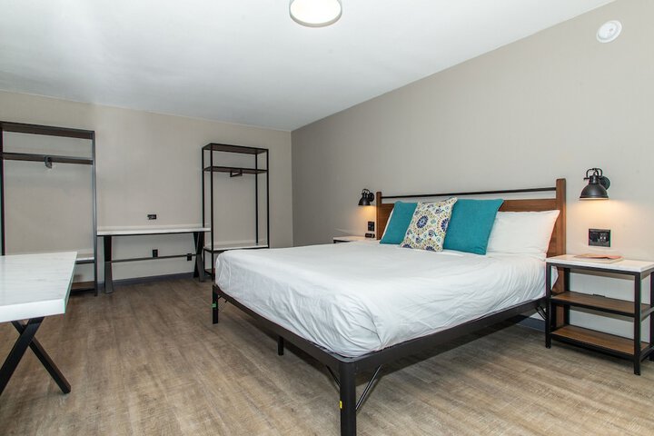 1 King Bed | Bunk Bed (1 of 15)