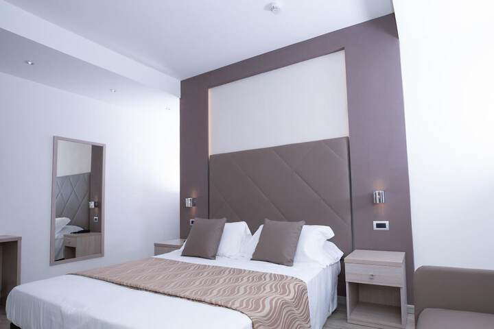 Room 19 of 53