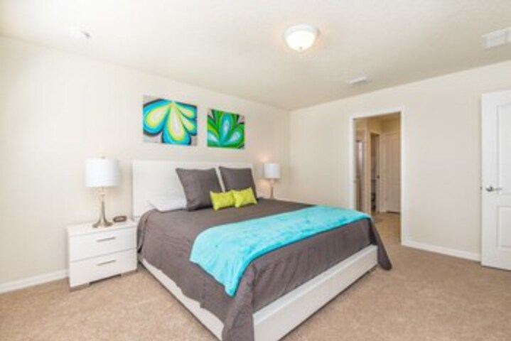 Room 7 of 26