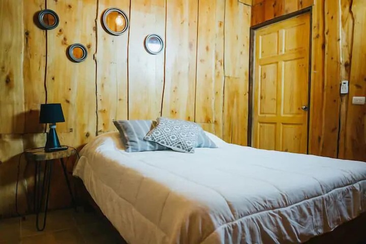 Room 5 of 49