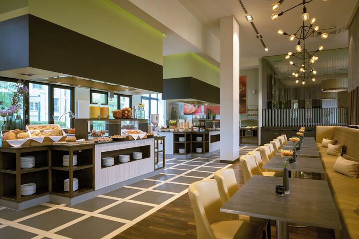 Breakfast buffet