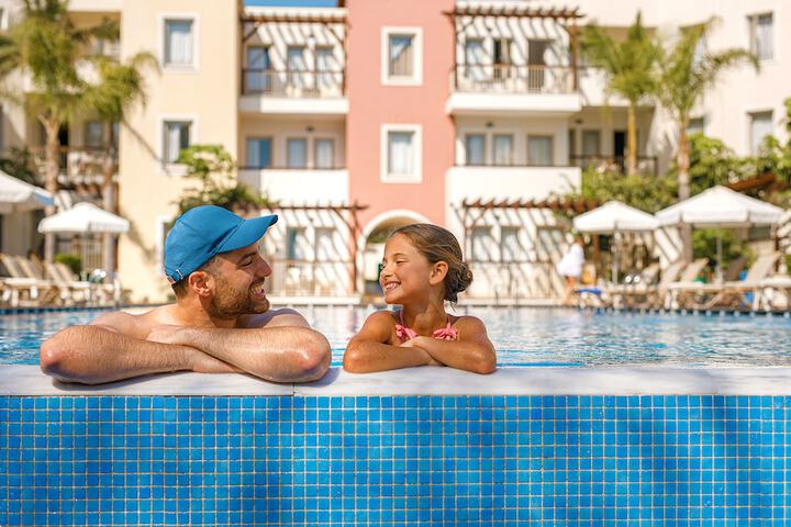 Pool Hotel