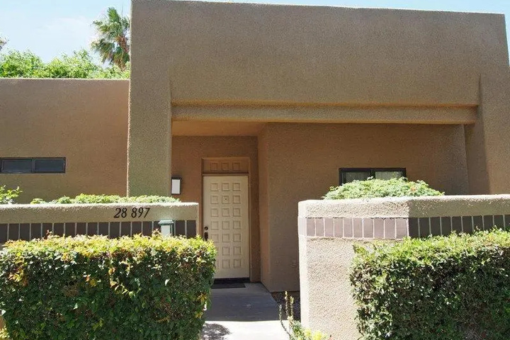 Exterior of Isleta 97