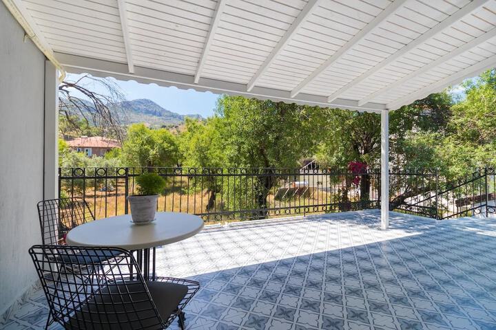 Terrace/Patio 10 of 22