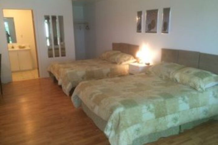 Room 17 of 25