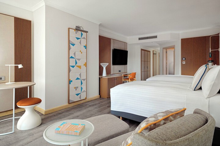 Room 10 of 139