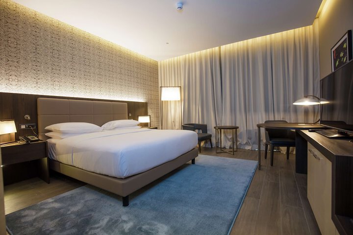 Room 19 of 46