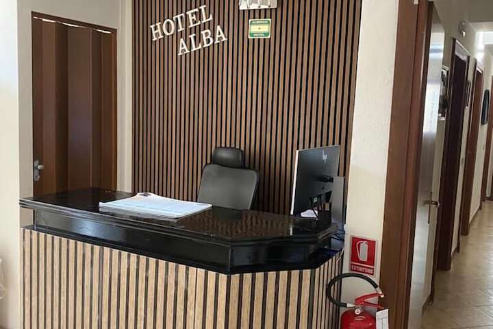Hotel Alba