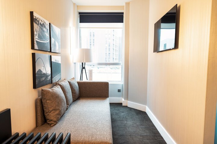 Room 22 of 56
