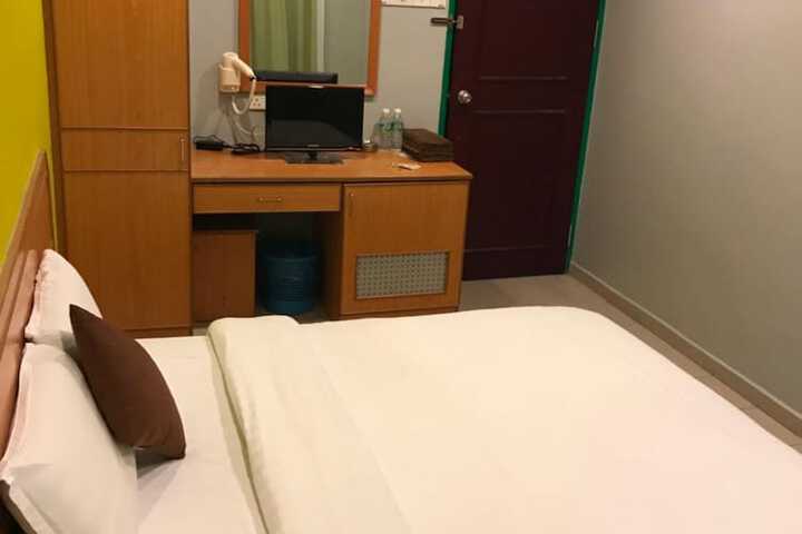 Room 19 of 47