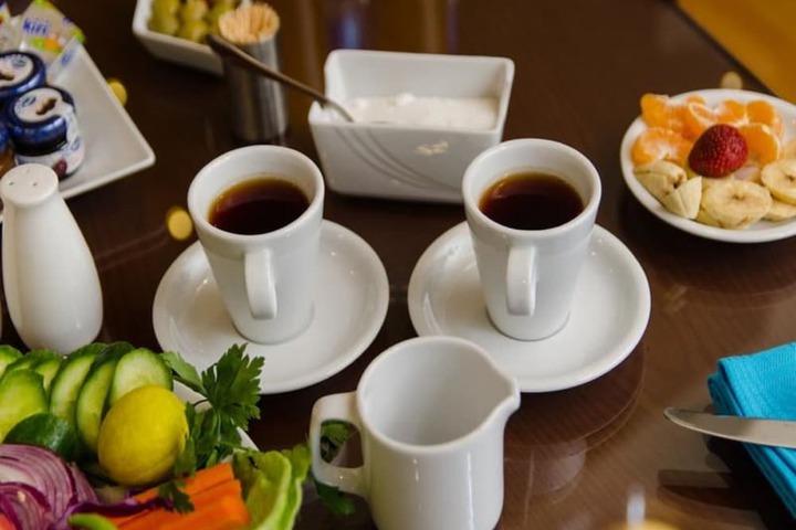 Breakfast/Coffee Service 29 of 34