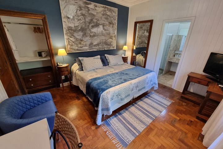 Room 42 of 152
