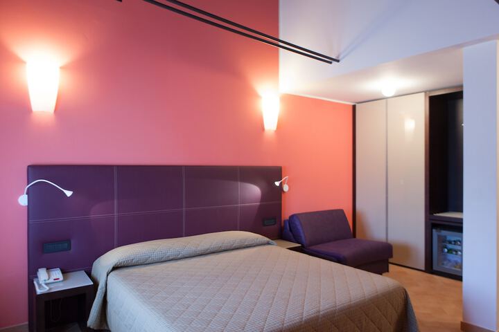 Room 6 of 57