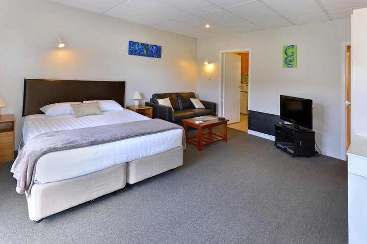 Room 16 of 52