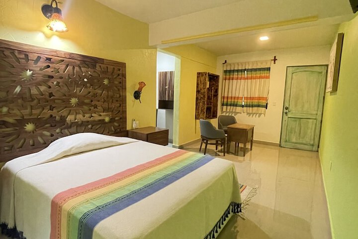 Room 6 of 47