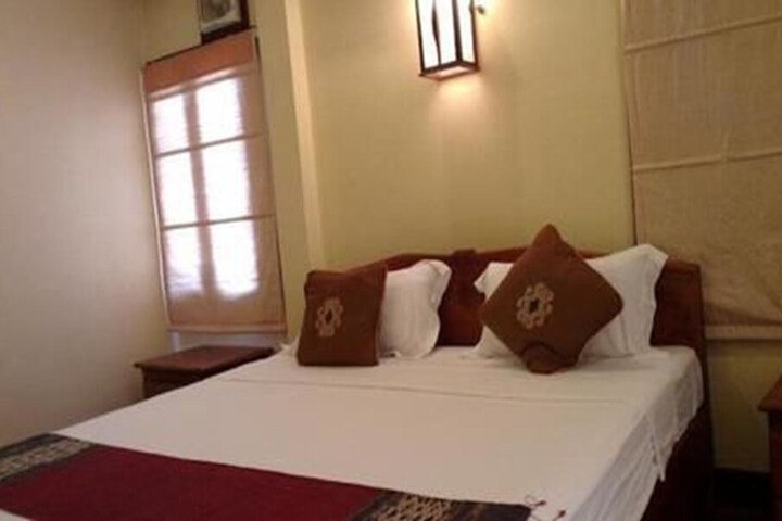 Room 3 of 32