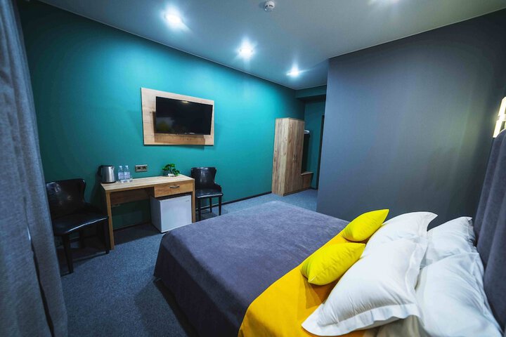 Room 16 of 65