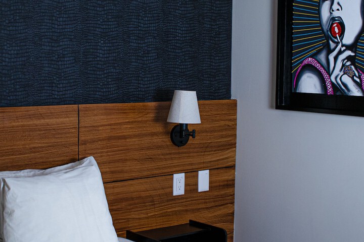 Room 14 of 32