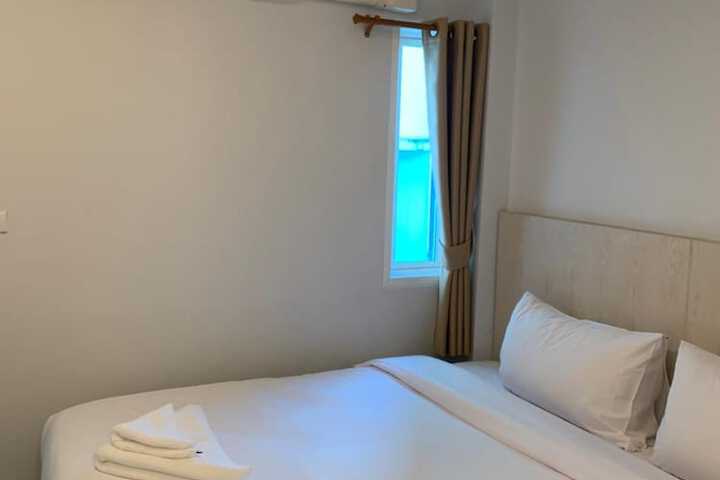 Room 13 of 36