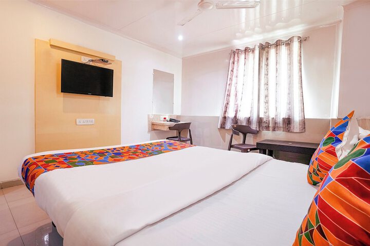 Room 26 of 42
