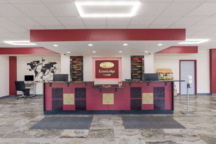 Econo Lodge Cave City in Cave City, KY