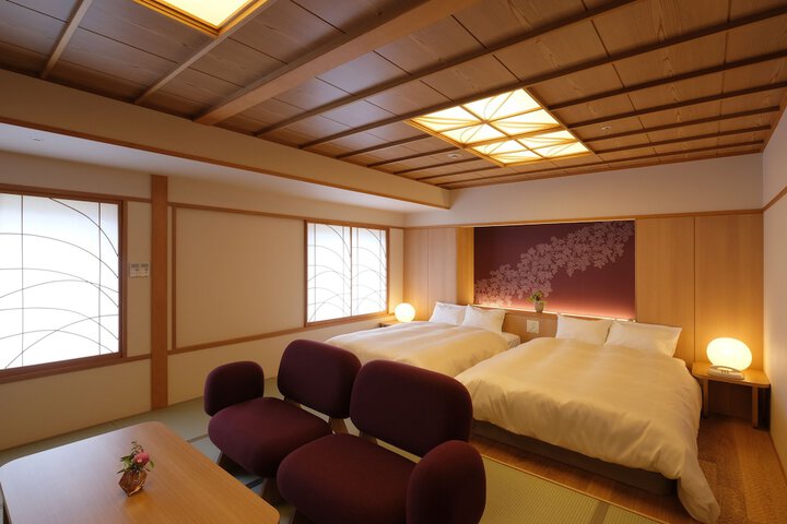 Room 3 of 27