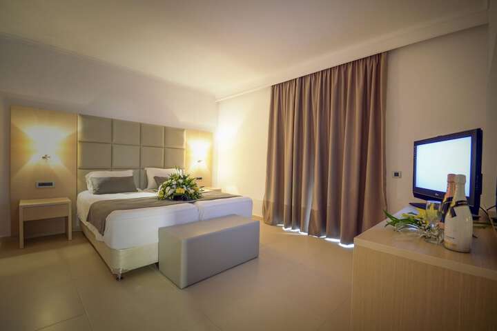 Room 3 of 29