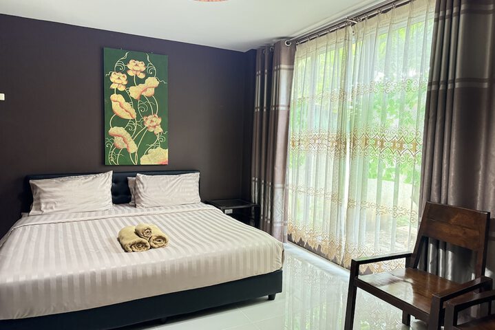 Room 53 of 95