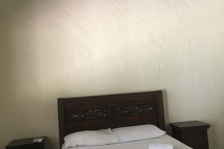 Room 11 of 47