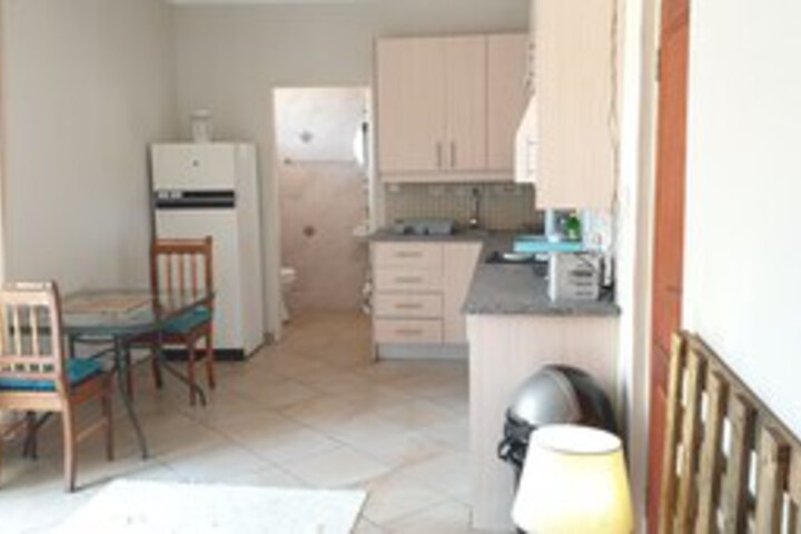Room 12 of 22