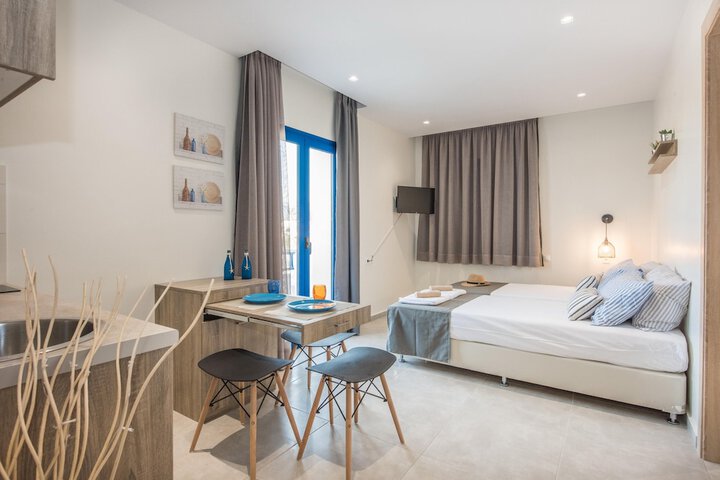 Room 43 of 67