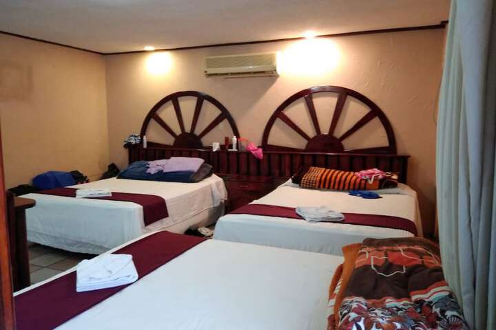 Room 21 of 42