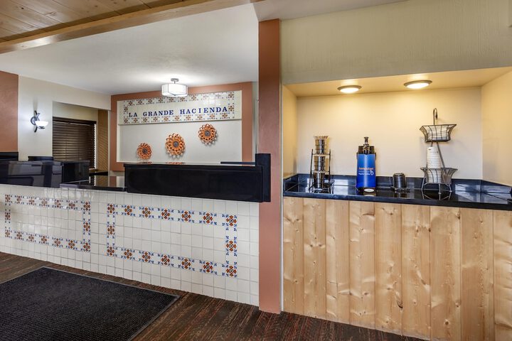 Lobby Photos