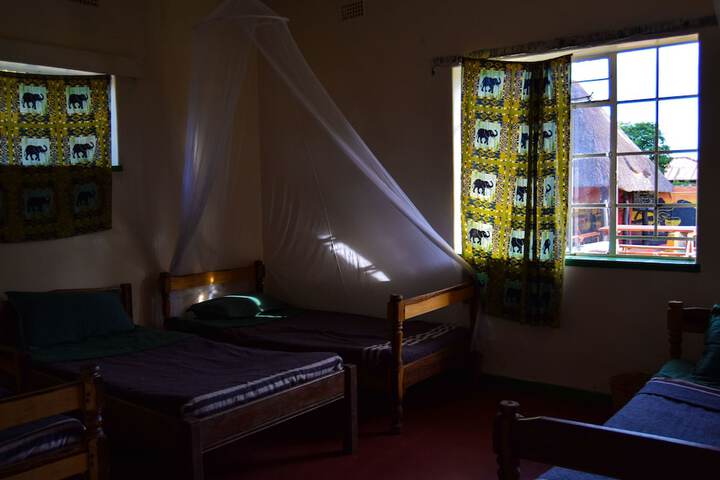 Room 14 of 19