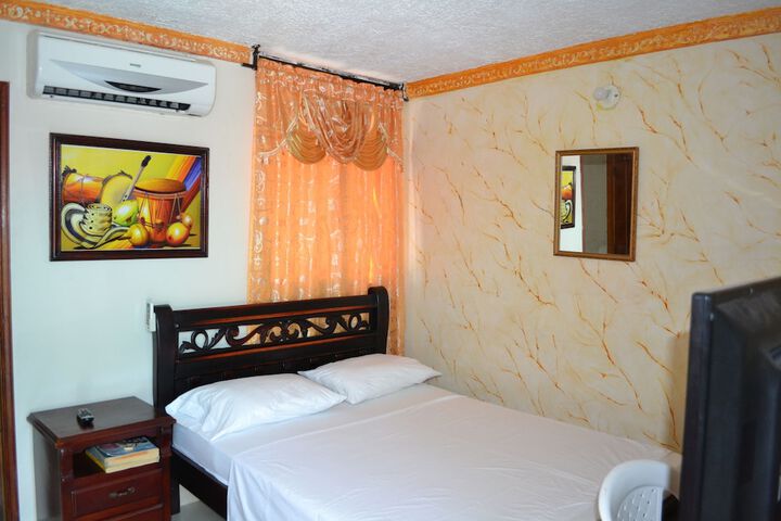Room 10 of 22