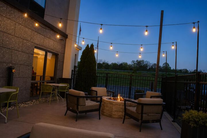 Terrace/Patio 55 of 60