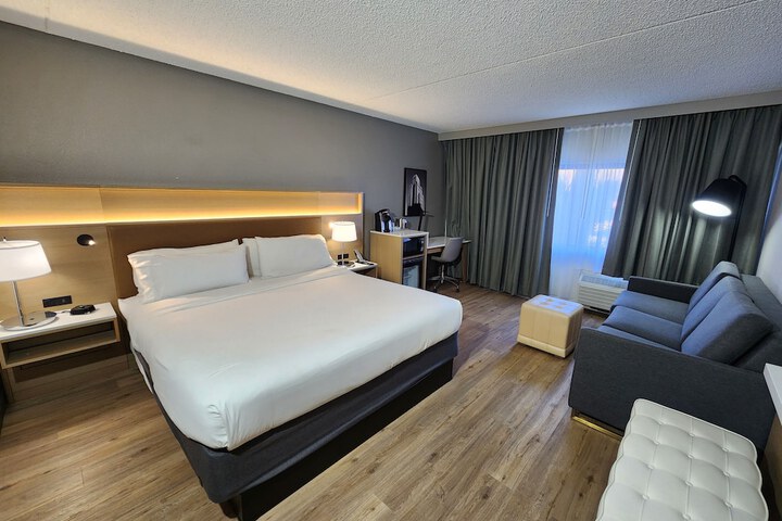 Room 15 of 58