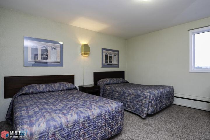 Room 14 of 48