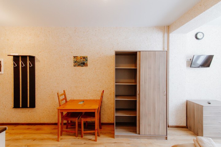Room 35 of 65