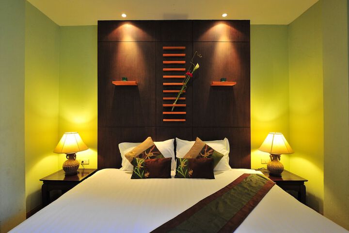 Room 16 of 105